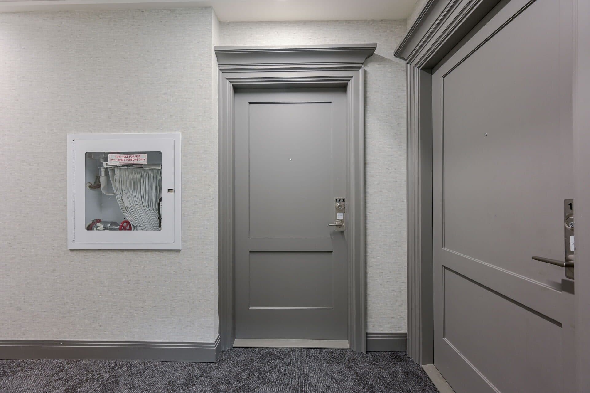 Entrance and Doorway View at Rental Listing in Mississauga, a 2 bedroom rental in 30 Elm Drive West, Mississauga, ON, listed for $2,500 per month