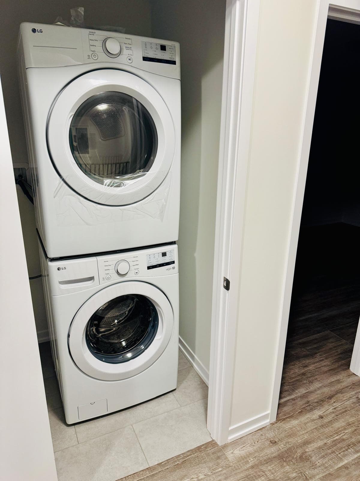 Stacked Washer and Dryer at 1 Bedroom Townhouse in Oshawa for $900, a 1 bedroom rental in 2004 Horace Duncan Crescent, Oshawa, ON, listed for $900 per month